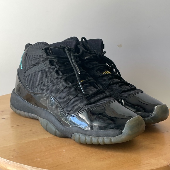 Air Jordan 11 Retro (GS) Size 5Y Black  378038 006.        0073 - Picture 1 of 6